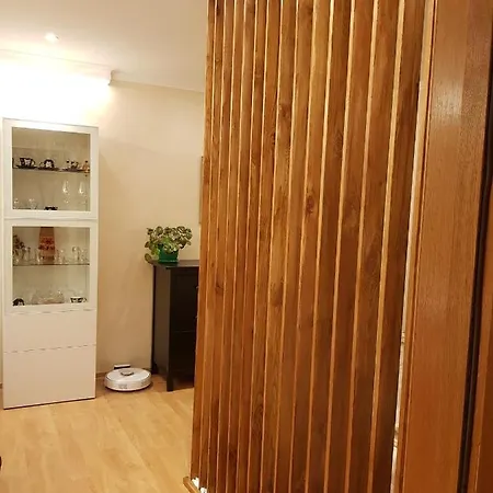 Simone' S Central Brand New Cozy Apartment - Free Parking