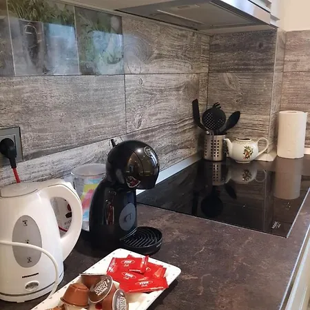 Simone' S Central Brand New Cozy Apartment - Free Parking Брашов