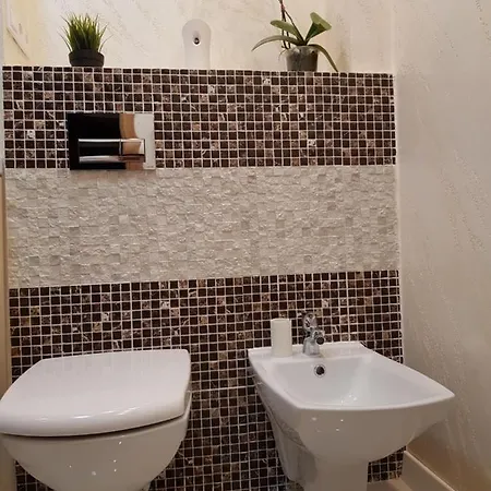 Simone' S Central Brand New Cozy Apartment - Free Parking Апартаменти *