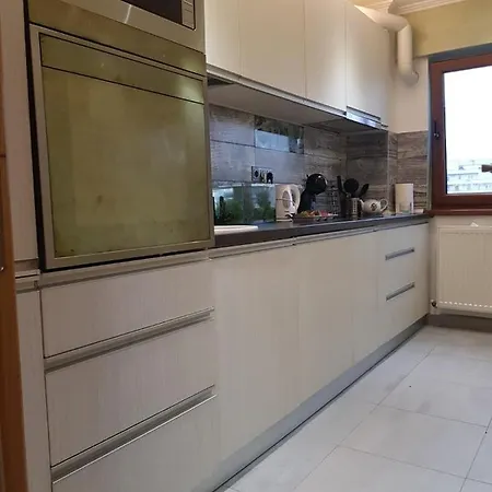 Simone' S Central Brand New Cozy Apartment - Free Parking *